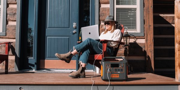 Photo Portable power station